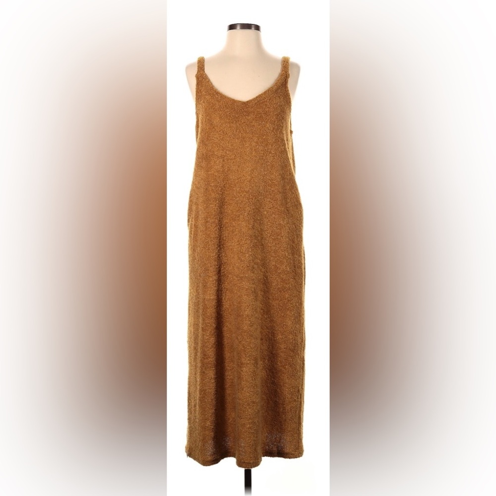 Listicle dress
